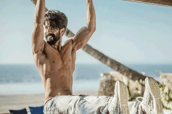 Gaining muscle, not fat for role in Padmavati: Shahid Kapoor