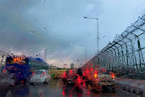 Heavy rains lash Delhi-NCR