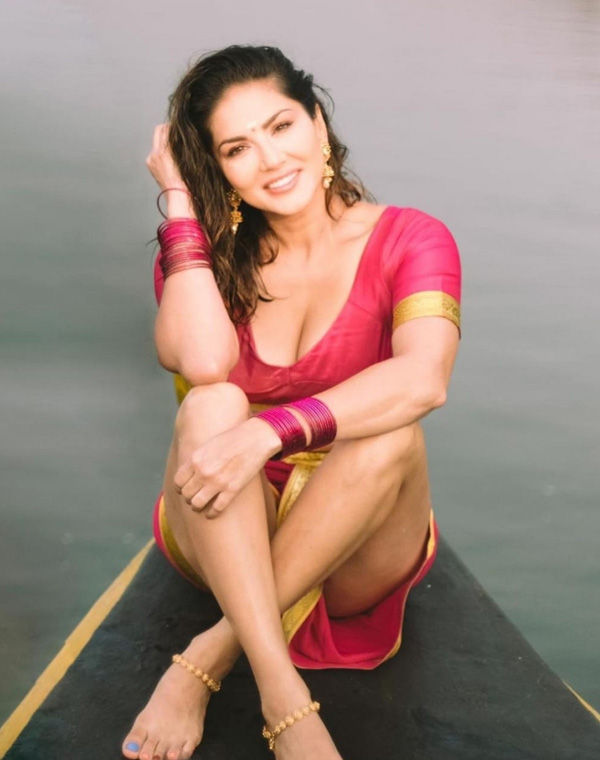 Photoshoot: Sunny Leone sizzles in traditional Kerala outfit