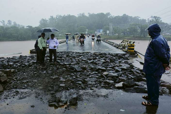 Maharashtra floods: Most devastating pictures from the flood-hit state