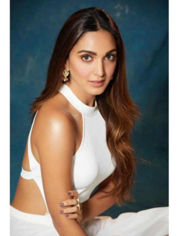 PHOTOSHOOT: Kiara Advani looks stunning in white Ralph Lauren Gown worth Rs 2.1 lakhs