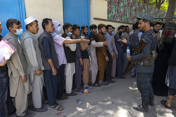 Heartbreaking images from Kabul Airport as desperate residents try to escape Taliban rule in Afghanistan