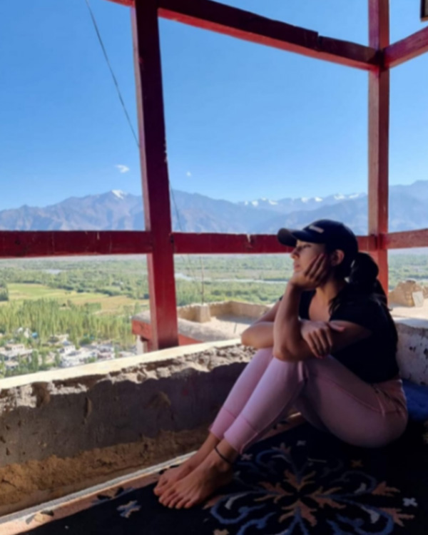 Sara Ali Khan is enjoying Ladakhâ€™s picturesque beauty to the fullest. See pictures!