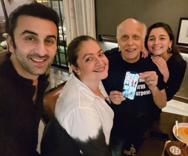 Alia Bhatt celebrates dad Mahesh Bhatt