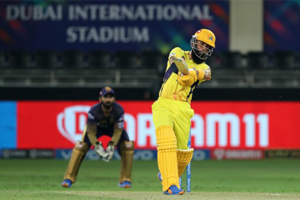 Chennai Super Kings cruise to their 4th IPL title (PHOTOS)