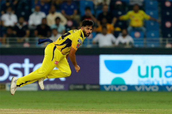 Chennai Super Kings cruise to their 4th IPL title (PHOTOS)