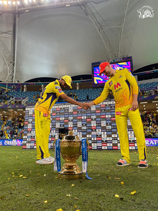 Chennai Super Kings cruise to their 4th IPL title (PHOTOS)