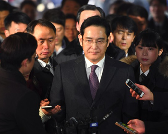 Corruption trial begins against Samsung heir