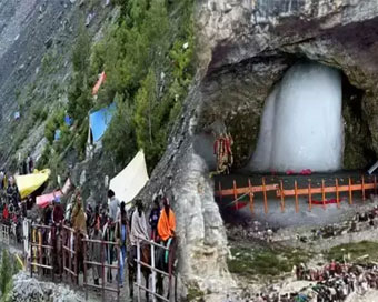 Jammu Kashmir: LG Manoj Sinha flags off the first batch of Amarnath Yatra pilgrims