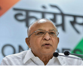 Congress asks Akbar to come clean or resign (File photo)