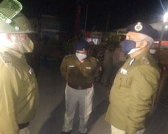 Delhi Police chief visits Tikri border