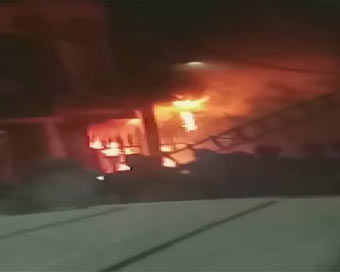 Six dead in South Delhi fire
