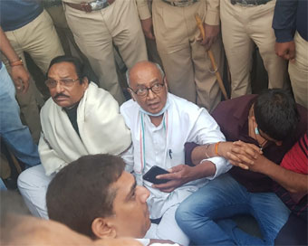  Digvijaya Singh taken into preventive custody in Bengaluru