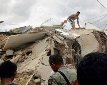 82 killed as powerful quake jolts Indonesia 