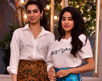 Siblings Day: Janhvi Kapoor gets sister Khushi to be her hairdresser  