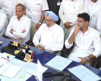 Manmohan Singh files nomination papers for Rajya Sabha MP