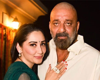 Sanjay Dutt with wife Maanayata Dutt