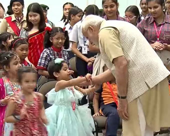 PM Modi celebrates Raksha Bandhan with school girls 