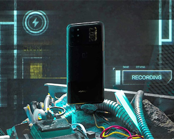 OnePlus 8T Cyberpunk 2077 Edition 