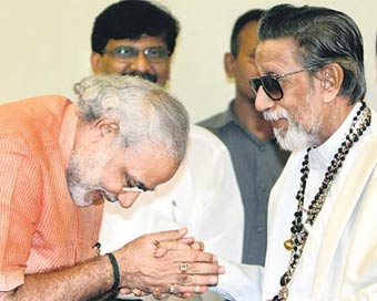 Modi pays homage to Bal Thackeray on his birth anniversary