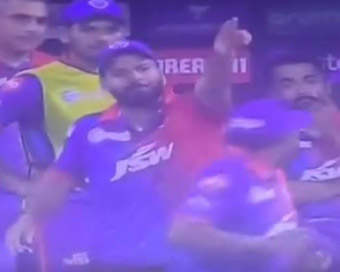 DC vs RR: DC captain Rishabh Pant sends coach Pravin Amre on the field to protest umpire’s decision, video viral