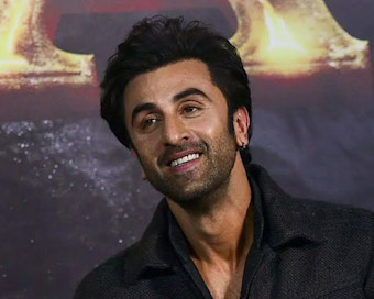 Alia Bhatt expecting twins? Ranbir Kapoor ducks question, speaks up on trolling of 