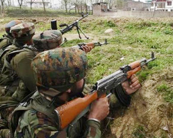 Heavy firing on LoC in Jammu and Kashmir (File photo)
