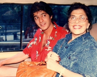Chunky Pandey pens emotional note for late mother