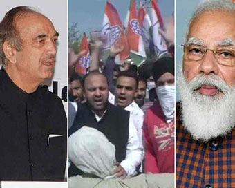 Congress workers protest against Ghulam Nabi Azad for praising PM Modi
