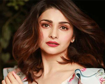 Prachi Desai set to make OTT debut with murder mystery film