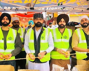 Punjab singers join farmers