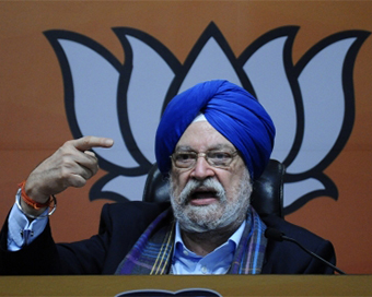 Govt looking for alternative market for fuel purchase: Hardeep Singh Puri