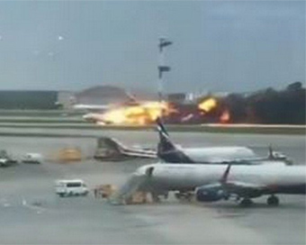 41 killed in Russian passenger plane fire