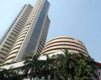 Sensex down 400 points, Nifty below 11,500-mark as RBI rate hike likely