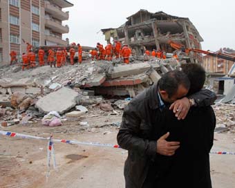 Many dead, hundreds injured as earthquake jolts eastern Turkey