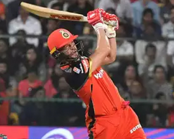 For an old man like me, I need to stay fresh as much as I can: AB de Villiers