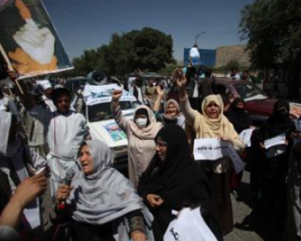 Afghan women protest for rights to employment, education