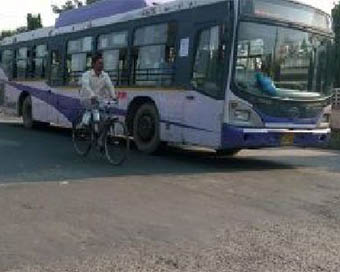 Agra bus hijacked