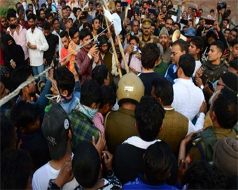 Anti-CAA protest site cleared in Aligarh