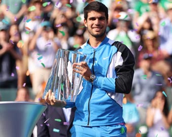 Indian Wells: Alcaraz, Swiatek win titles