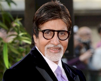 Amitabh Bachchan apologises to fans outside Jalsa on his birthday