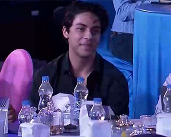 Aryan Khan flashes trademark grin as Preity Zinta laps up Shah Rukh Khan at IPL auctions