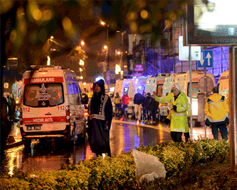 39 die in Istanbul nightclub terror attack