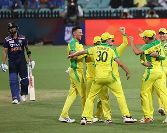 Australia celebrating Kohli