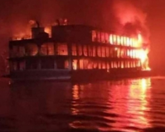 30 killed in Bangladesh ferry blaze