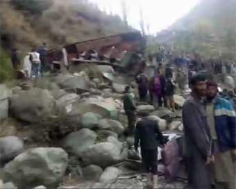 14 die as bus falls into gorge in J&K 