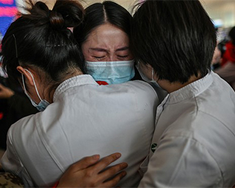 Beijing reports 22 new COVID-19 cases, on alert
