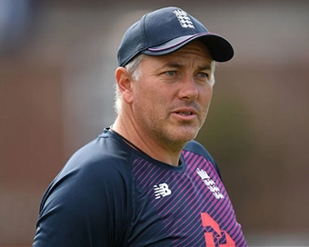 ENG vs PAK: Early start for 3rd Test good idea to counter bad light, says England coach