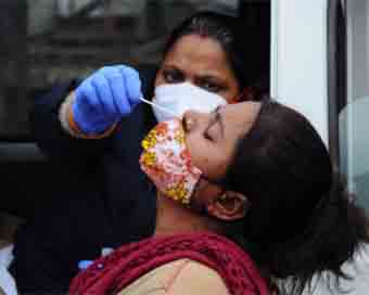 Delhi reports rise in Covid cases again, one more death reported