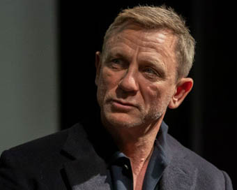 Daniel Craig